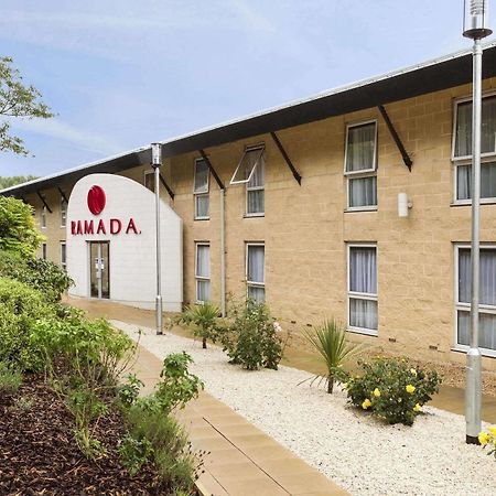 Ramada Oxford Hotel Waterstock Exterior photo