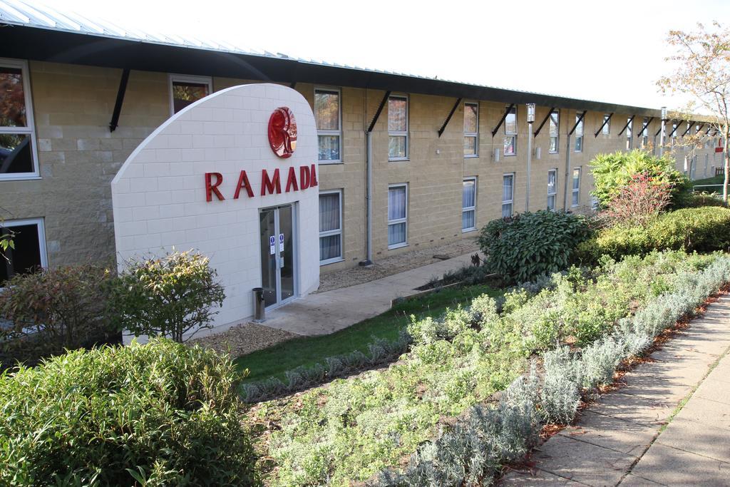 Ramada Oxford Hotel Waterstock Exterior photo